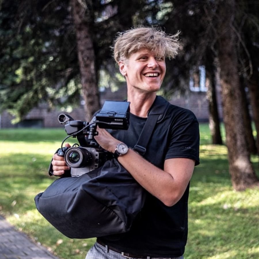 Z kamerą Sony w parku